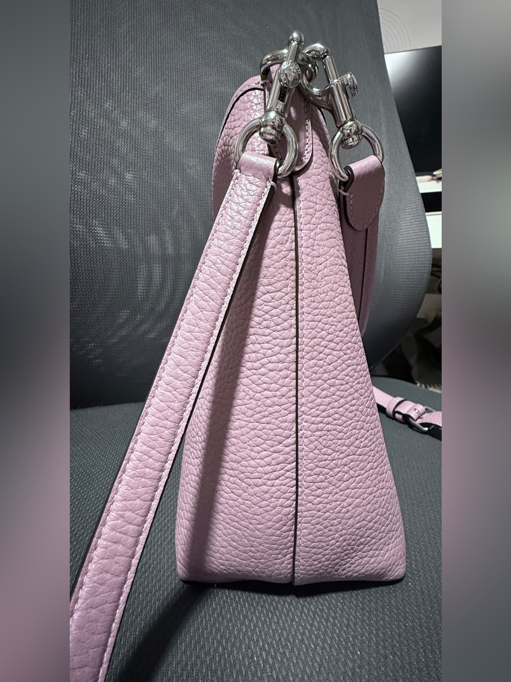 Coach Laurel Shoulder Bag in lilac purple with silver hardware - Picture 4 of 11